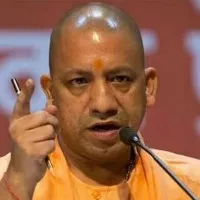 Yogi Adityanaths bumper offer to women on the occasion of Rakshabandhan