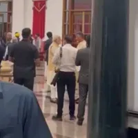 pm modi meets chandrababu alone
