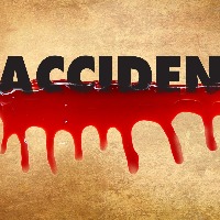 5 killed as car rams into truck in Andhra