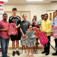 డాలస్ లో తానా ఆధ్వర్యంలో 200 మందికి పైగా పేద విద్యార్థులకు (బ్యాక్‌ప్యాక్) స్కూలు బ్యాగ్యుల పంపిణీ…