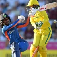 Schutt and Gardner script comeback as Australia clinch gold