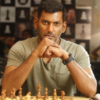 Vishal injures knee while shooting for 'Mark Antony'