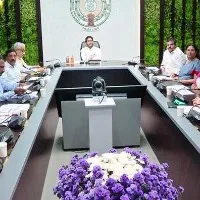 CM Jagan directs to procure tabs for 8th class students