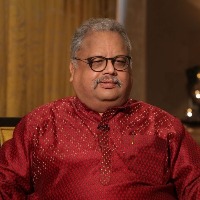 Akasa Air founder, top broker Rakesh Jhunjhunwala passes away at 62