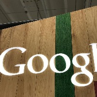 6 in 10 people see false or misleading information daily or weekly