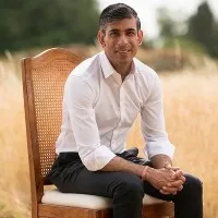 Liz Truss gets lead over Rishi Sunak