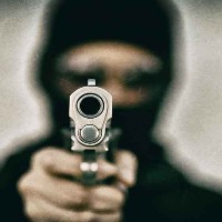 Firing on Telangana police in Bihar