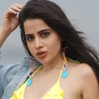 Bigg Boss fame Urfi Javed accuses man of threatening her to 'Have Video Sex'