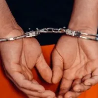 victims in fraud case try to kidnap accused son in guntur dist