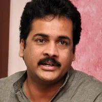 Undavalli Arun Kumar is doing Jagan bhajan says Actor Shivaji