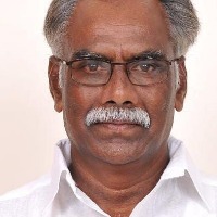 Six held in TRS leader Tammineni murder case