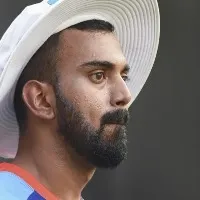 KL Rahuls gesture before national anthem in India vs Zimbabwe 1st ODI takes internet by storm