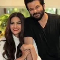 Sonam Kapoor gives birth to baby boy