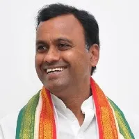 komatireddy rajagopal reddy fires on kcr comments in munugody meeting