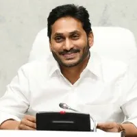 ys jagan leaves for delhi from gannavaram