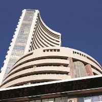 Markets ends in huge losses