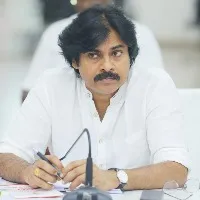 pawan kalyan supports rajadhani farmers padayatra