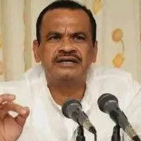 komatireddy venkat reddy demands to change the tpcc chief