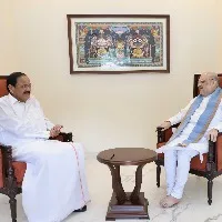 amit shah meets venkaiah naidu in delhi