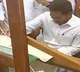 CM Jagan weaves handloom in YSR Nethanna Nestam program