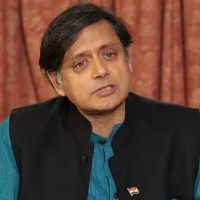 Shashi Tharoor appreciates Khushbu