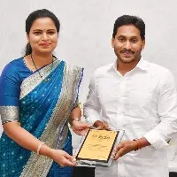 ap gets the economic times award in digitalization of health cards