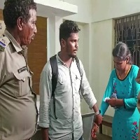 Vizag: FIR registered against Sai Priya and her lover
