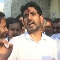 Nara Lokesh talks to TDP leaders at Chittoor prison