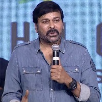 Focus on writing best scripts, Chiranjeevi advice to Tollywood directors 