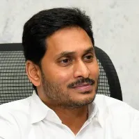 Jagan to give posts to Ali and Posani Krishna Murali