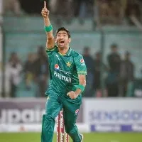 Pakistan paceer Shahnawaz Dahani injured