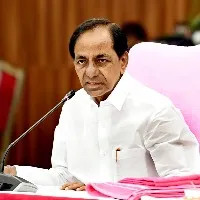 ts cm kcr alerts his cabinet ministers over cbi and ed raids