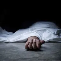 Attempting to escape by taking videos of girls A young man fell from a building and died