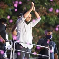 ktr respomds on bangaluru warer logging in a new way