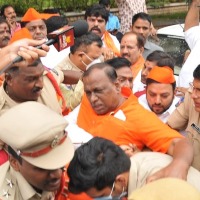 Hyd: Cops foil Bhagyanagar Ganesh Utsav Samithi’s bike rally 