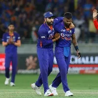 India Takes Srilanka today in must win game
