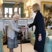 Britain queen Elizabeth 2 asks newly elected prime minister Liz Truss to form new bovt
