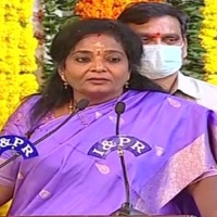 Insulted by denying helicopter to Medaram jatara: Telangana Guv Tamilisai