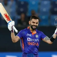 Kohli blasts super ceuntury