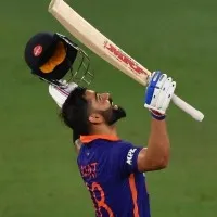 kcr Congratulat virat kohli on his 71st century