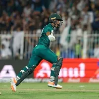 Naseem Shah To Auction Bat With Which He Hit Two Sixes vs Afghanistan And Do This With The Money