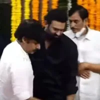 Pawan Kalyan pays tributes to Krishnam Raju mortal remains