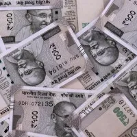 Woman MPDO caught red handedly while taking bribe