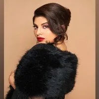 delhi police issues notices to bollywood actress Jacqueline Fernandez