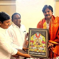 Razole: YSRCP leader meets Pawan Kalyan, speculations rife over joining Jana Sena