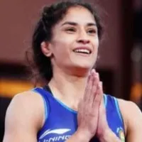 Vinesh Phogat wins bronze in Vinesh Phogat wins bronze medal in World Wrestling Championships