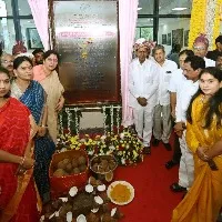 kcr announces 10 persent reservations to girijans in telangana