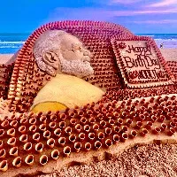 Sudarsan Pattnaik wishes pm modi with sand art