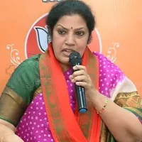 bjp leader purandeswari comments on name change of ntr health university