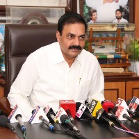 Nellore Govt. Medical College not constructed by Chandrababu: Kakani